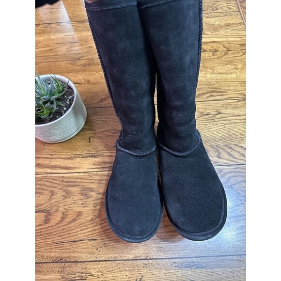 Bearpaw Black boots size 8 - Picture 2 of 5